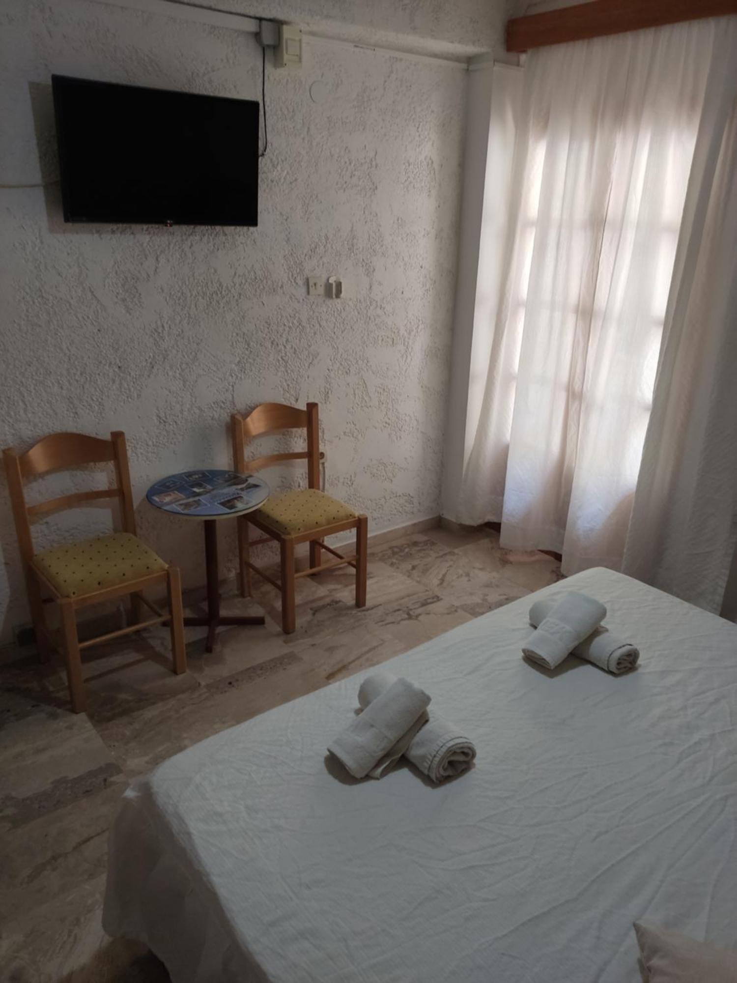 Kissandros Hotel Agia Galini Habitación foto